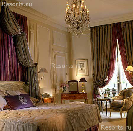 Hotel Plaza Athenee 11